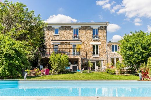 Luxury home in Athis-Mons, Essonne