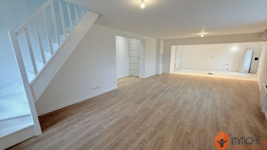 Apartment in Bussy-Saint-Georges, Seine-et-Marne