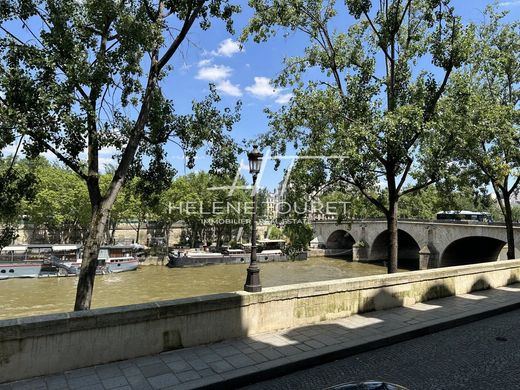 Appartamento a Beaubourg, Marais, Notre Dame - Ile de La Cité, Parigi