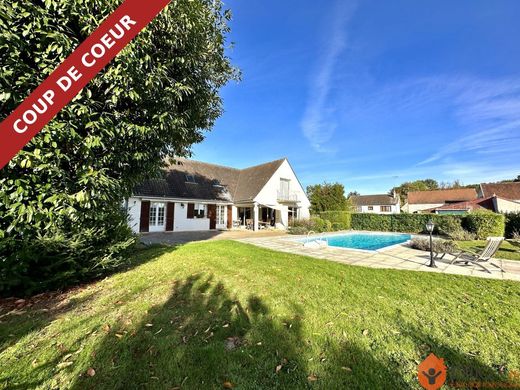 Luxury home in La Houssaye-en-Brie, Seine-et-Marne