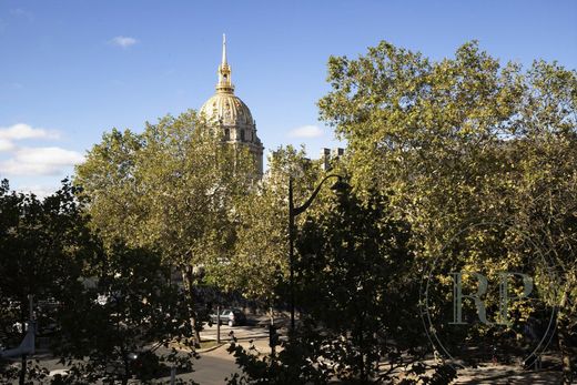 아파트 / Tour Eiffel, Invalides – Ecole Militaire, Saint-Thomas d’Aquin, Paris