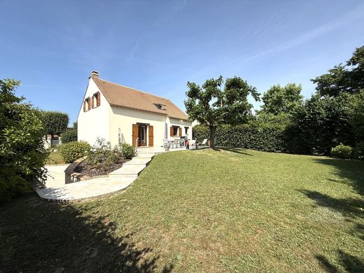 Maison de luxe à Voisenon, Seine-et-Marne