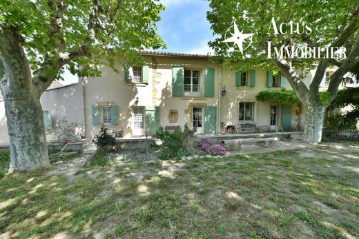 Luxury home in Cornillon-Confoux, Bouches-du-Rhône