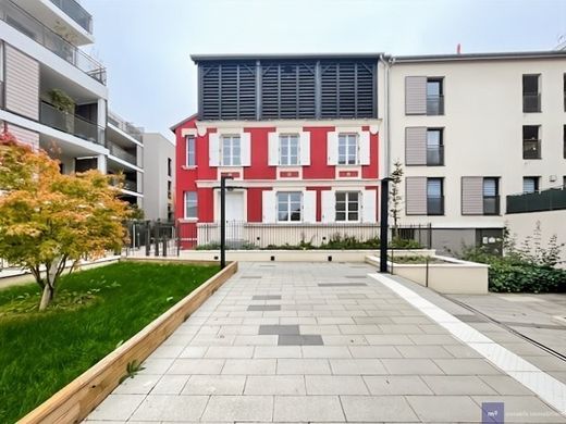 Luxe woning in Cachan, Val-de-Marne