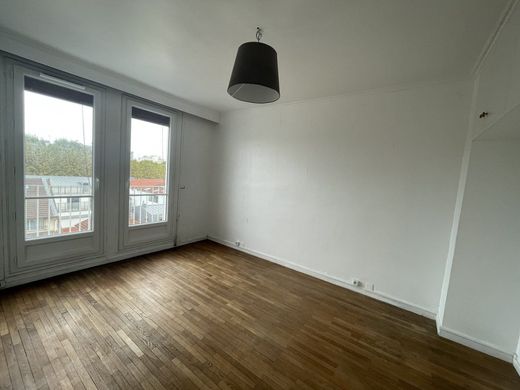 Piso / Apartamento en Montrouge, Altos de Sena