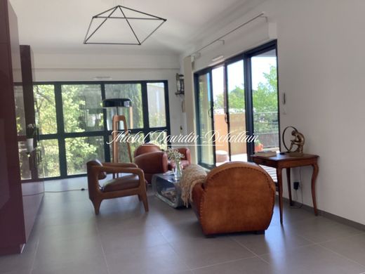 Piso / Apartamento en Aix-en-Provence, Bocas del Ródano