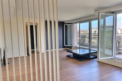 Apartment in La Muette, Auteuil, Porte Dauphine, Paris