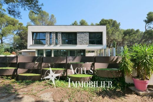 Luxe woning in Salon-de-Provence, Bouches-du-Rhône