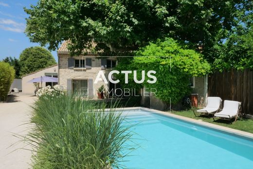 Luxury home in Plan-d'Orgon, Bouches-du-Rhône