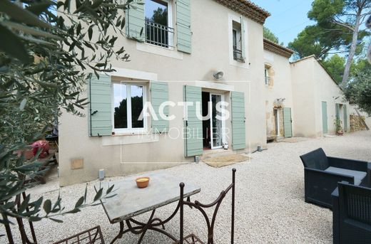 Luxury home in Salon-de-Provence, Bouches-du-Rhône