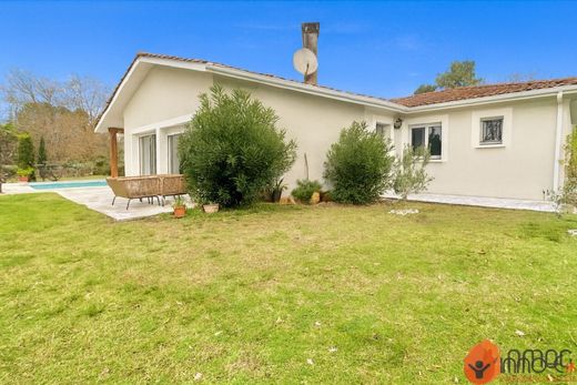 ‏בתי יוקרה ב  Le Barp, Gironde