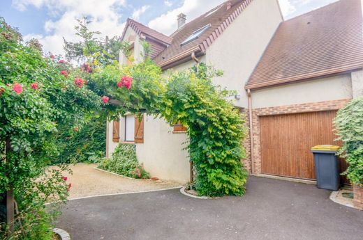 Luxury home in Massy, Essonne