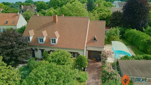 Luxe woning in Condé-Sainte-Libiaire, Seine-et-Marne