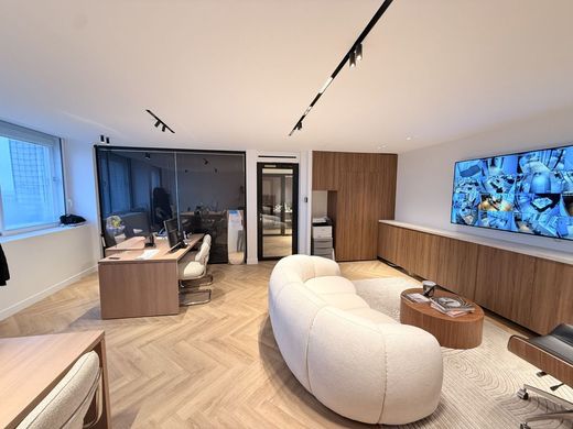 Bureau à Clichy, Hauts-de-Seine