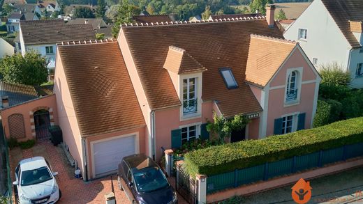 Luxe woning in Condé-Sainte-Libiaire, Seine-et-Marne