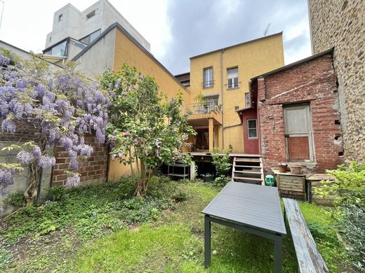 ‏בתי יוקרה ב  Bagnolet, Seine-Saint-Denis