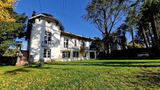 Casa de lujo en Pau, Pirineos Atlánticos