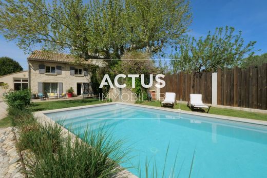 Luxury home in Plan-d'Orgon, Bouches-du-Rhône