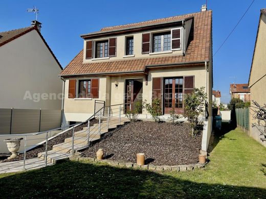 Lüks ev Brunoy, Essonne