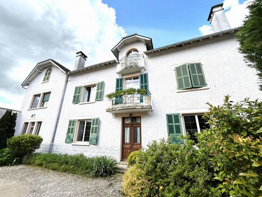 Maison de luxe à Meillon, Pyrénées-Atlantiques