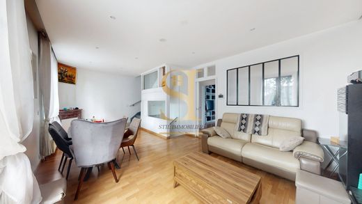 Πολυτελή κατοικία σε Antony, Hauts-de-Seine