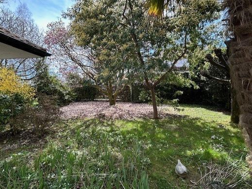 Элитный дом, Пау, Pyrénées-Atlantiques