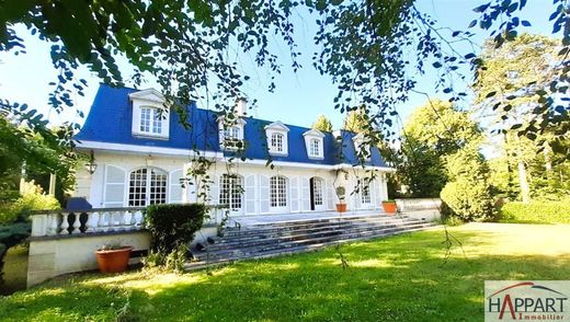 Luxus-Haus in Boissettes, Seine-et-Marne