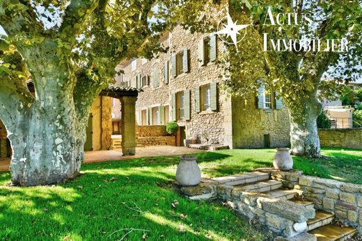 Grans, Bouches-du-Rhôneの高級住宅