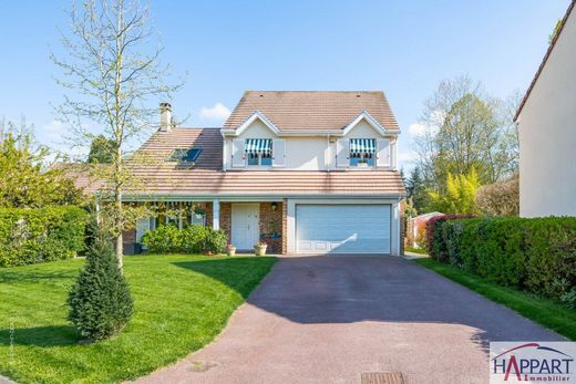 منزل ﻓﻲ Saint-Germain-lès-Corbeil, Essonne