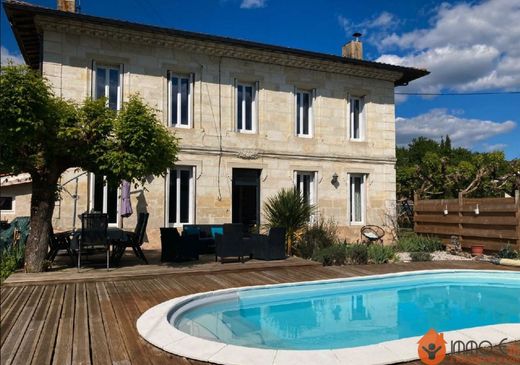 Luksusowy dom w Le Barp, Gironde