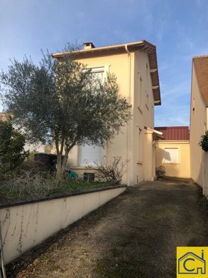 Casa di lusso a Cormeilles-en-Parisis, Val d'Oise