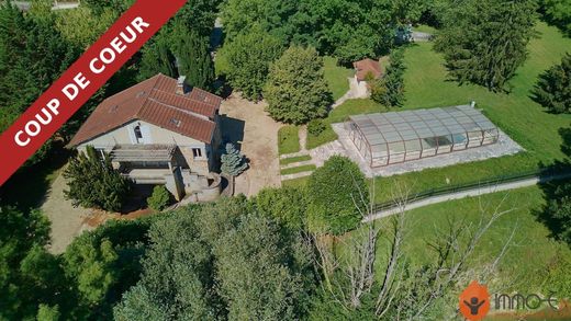 Maison de luxe à Condé-Sainte-Libiaire, Seine-et-Marne