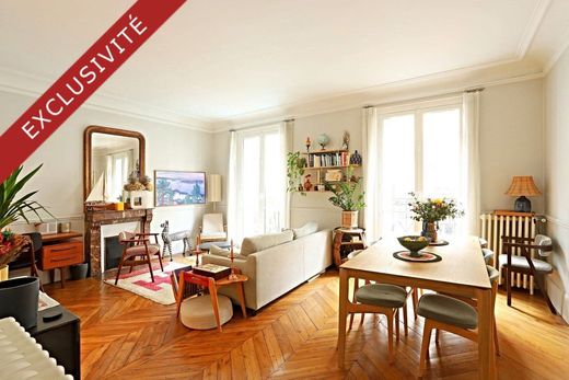 Appartement à Provence-Opéra – Grands Boulevards, Paris