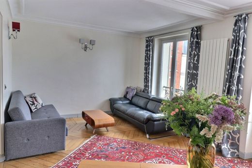 Apartament w Neuilly-sur-Seine, Hauts-de-Seine