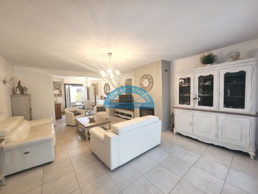 Luxury home in Ormesson-sur-Marne, Val-de-Marne