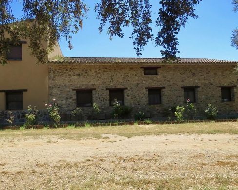 Country House in Almadén de la Plata, Province of Seville