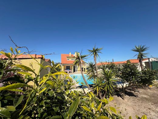 Villa in Alfeizerão, Alcobaça