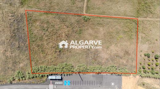 Land in Faro, Distrito de Faro