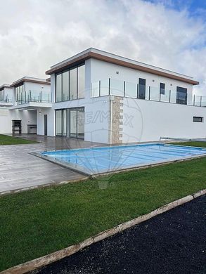 Вилла, Lourinhã, Distrito de Lisboa