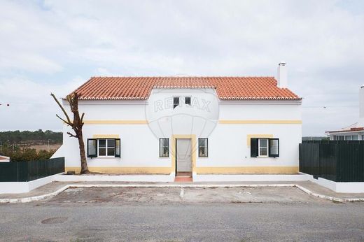 Villa in Santiago do Cacém, Distrito de Setúbal