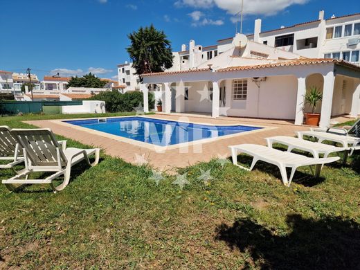 Villa à Albufeira e Olhos de Água, Albufeira