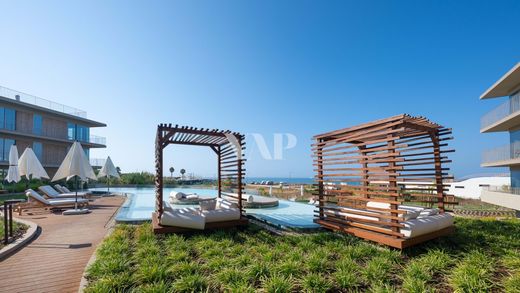 Apartment in Quarteira, Loulé