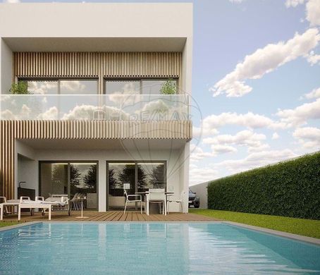 Villa a São Domingos de Rana, Cascais