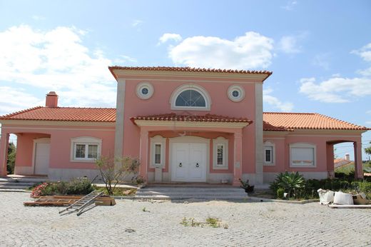 Villa in Caldas da Rainha, Distrito de Leiria