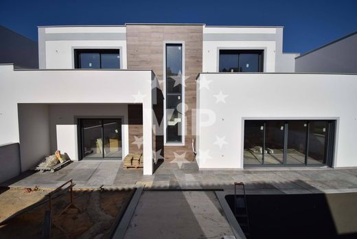 Townhouse in Albufeira e Olhos de Água, Albufeira Municipality