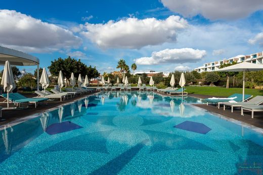 Apartment / Etagenwohnung in Albufeira e Olhos de Água, Albufeira