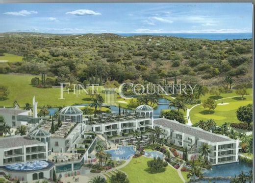 Terreno a Santa Bárbara de Nexe, Faro