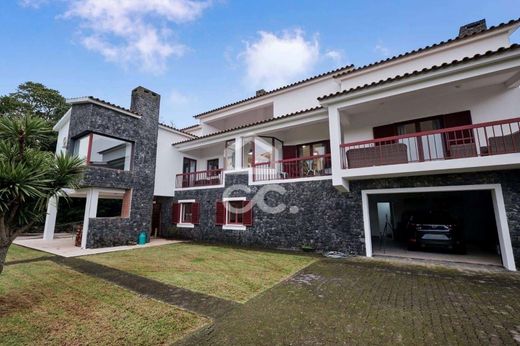 Villa in Angra do Heroísmo, Azores