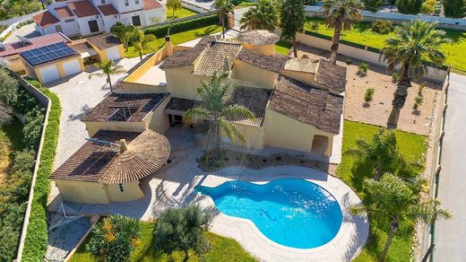 Willa w Porches, Lagoa