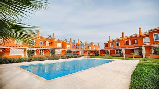 Townhouse in Alcantarilha e Pêra, Silves
